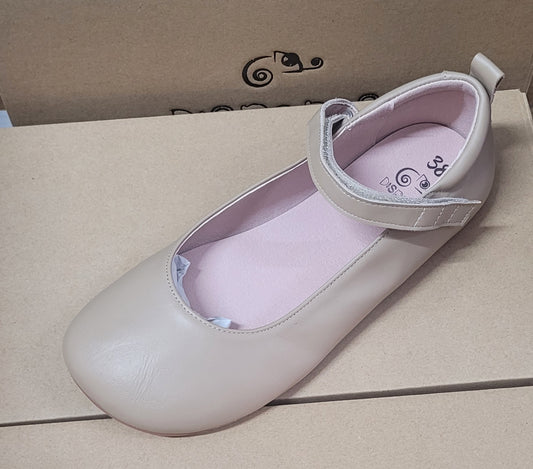 Merceditas Salón Aicha Arena- Dispares