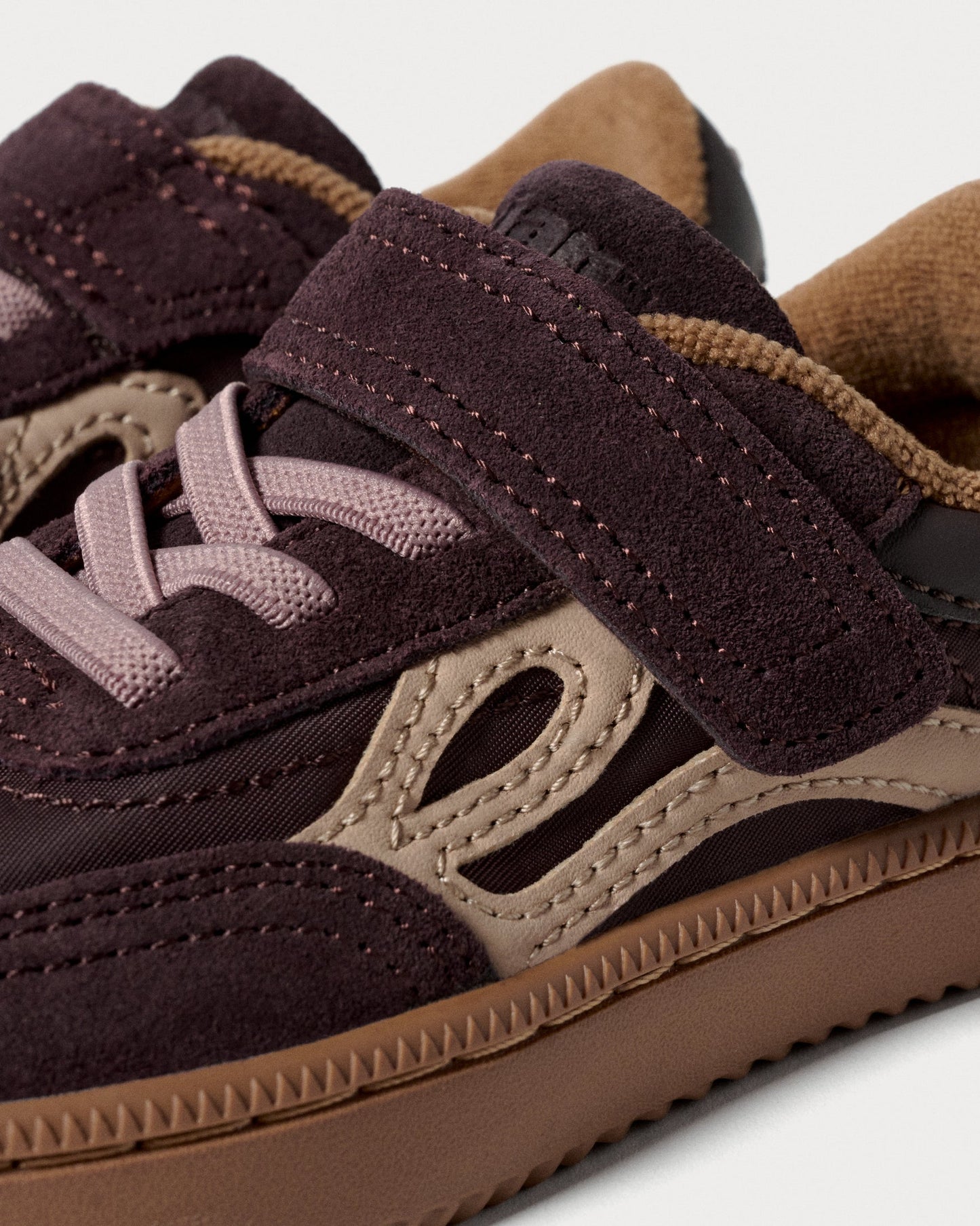 Deportivas One Burgundy- Lejan